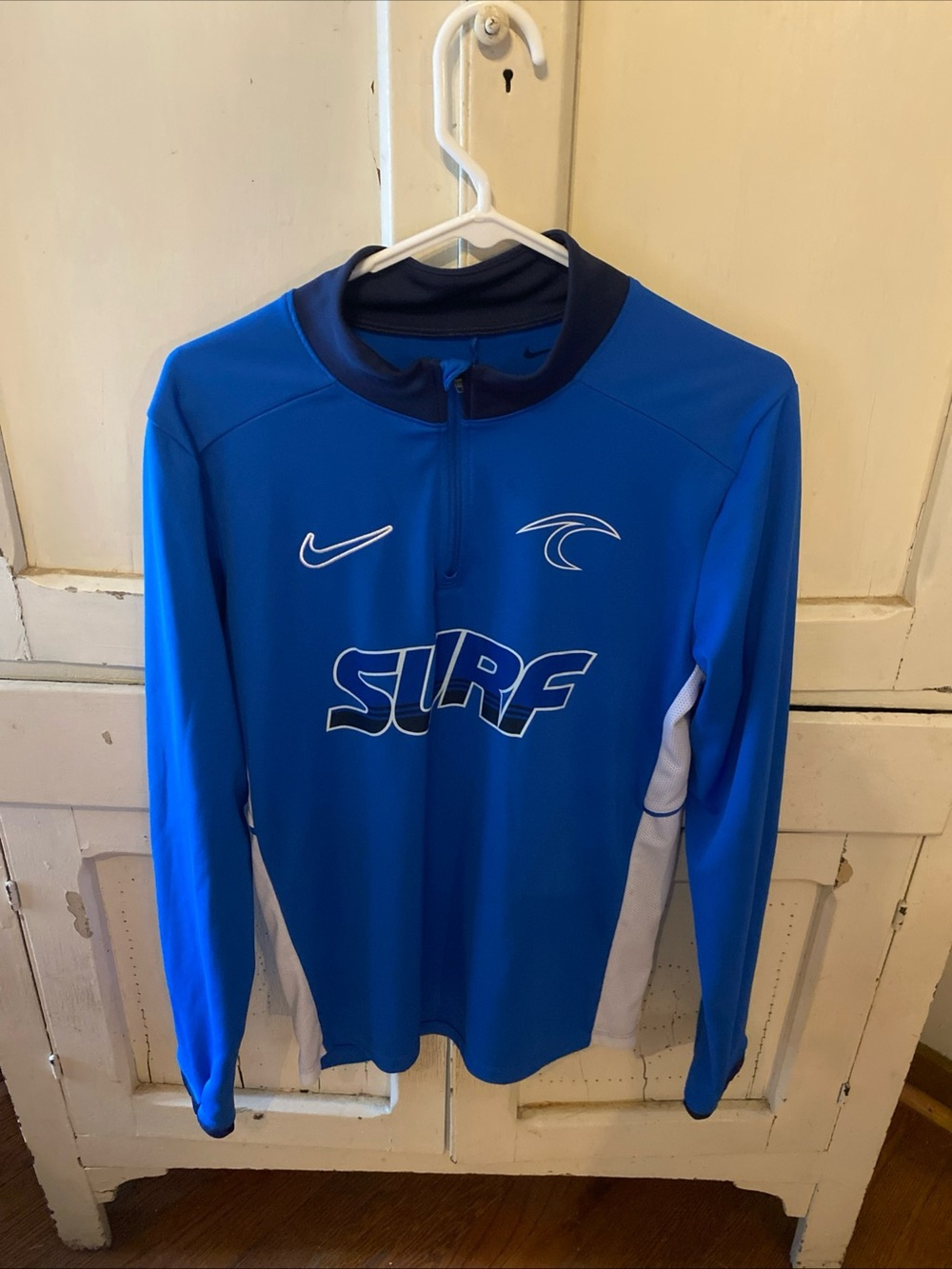 Nike Blue and White SURF Long-Sleeve Athletic Top
